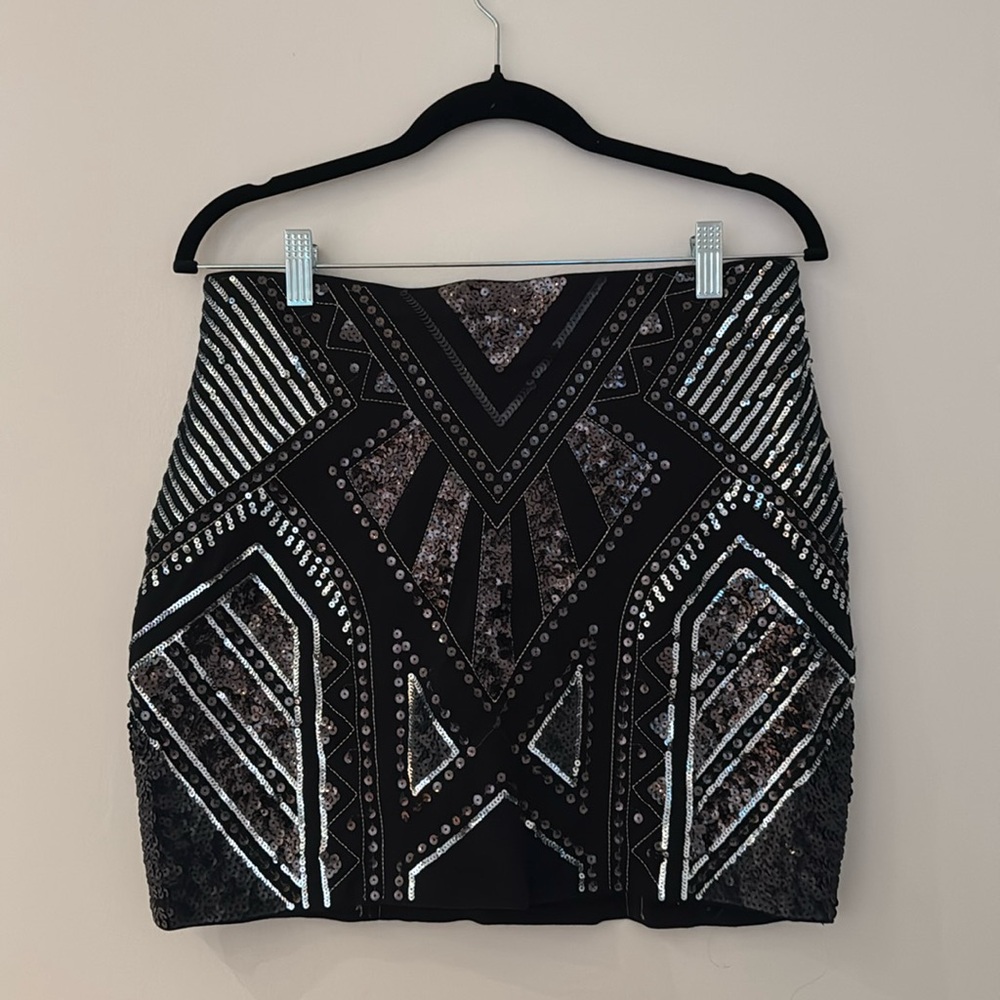 Express Art Deco Sequin Skirt - Picture 2 of 4